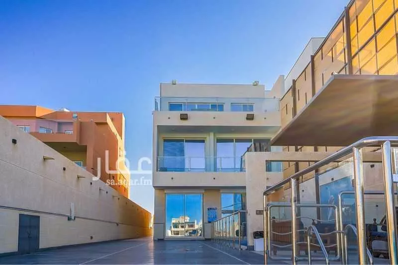 فيلا 5 غرف في الزمرد 21