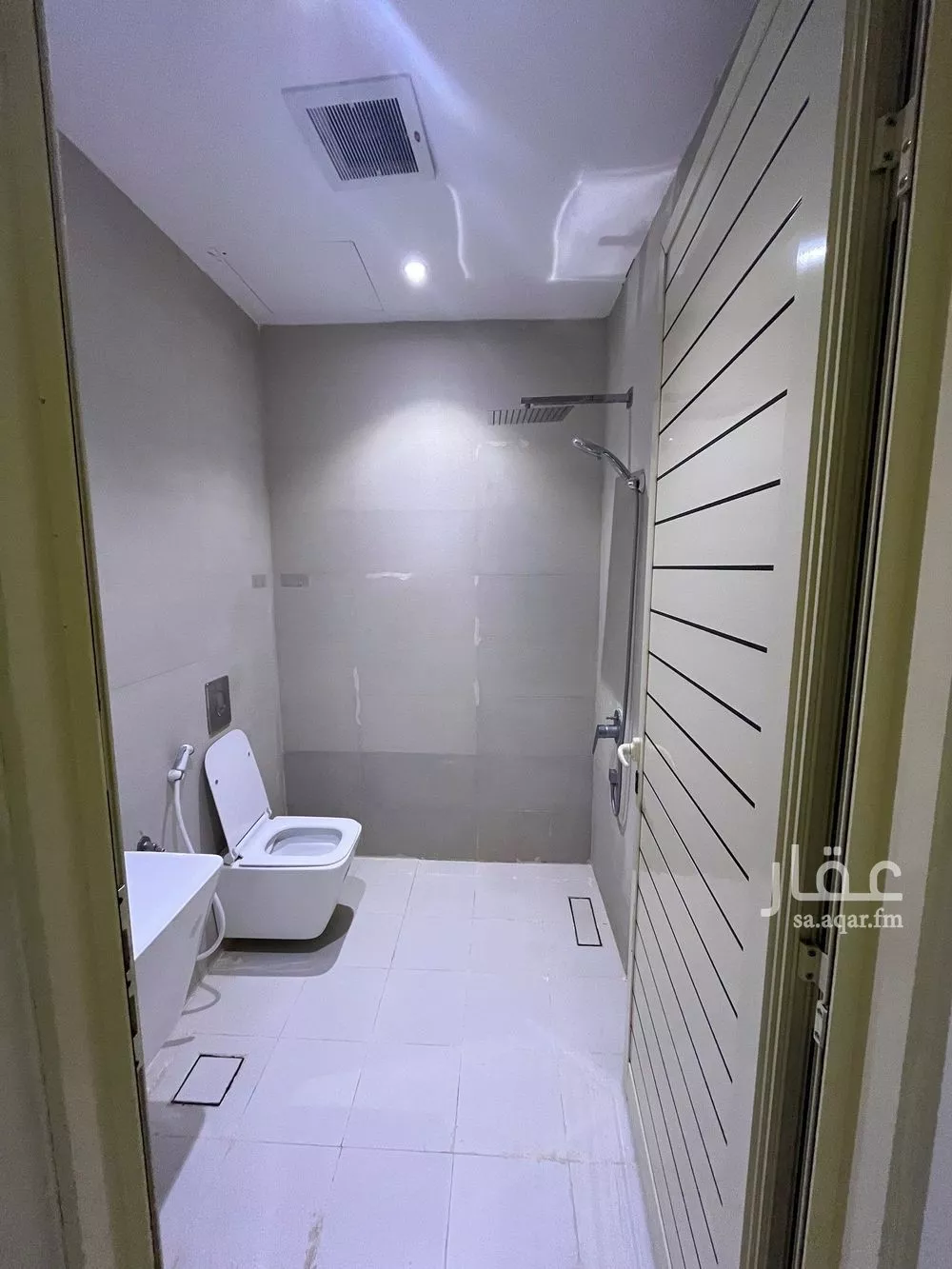 شقة 1 غرف في الشرق 3