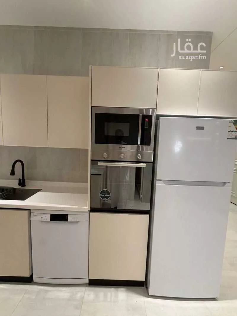 3 bedroom apartment in Al Aridh 5