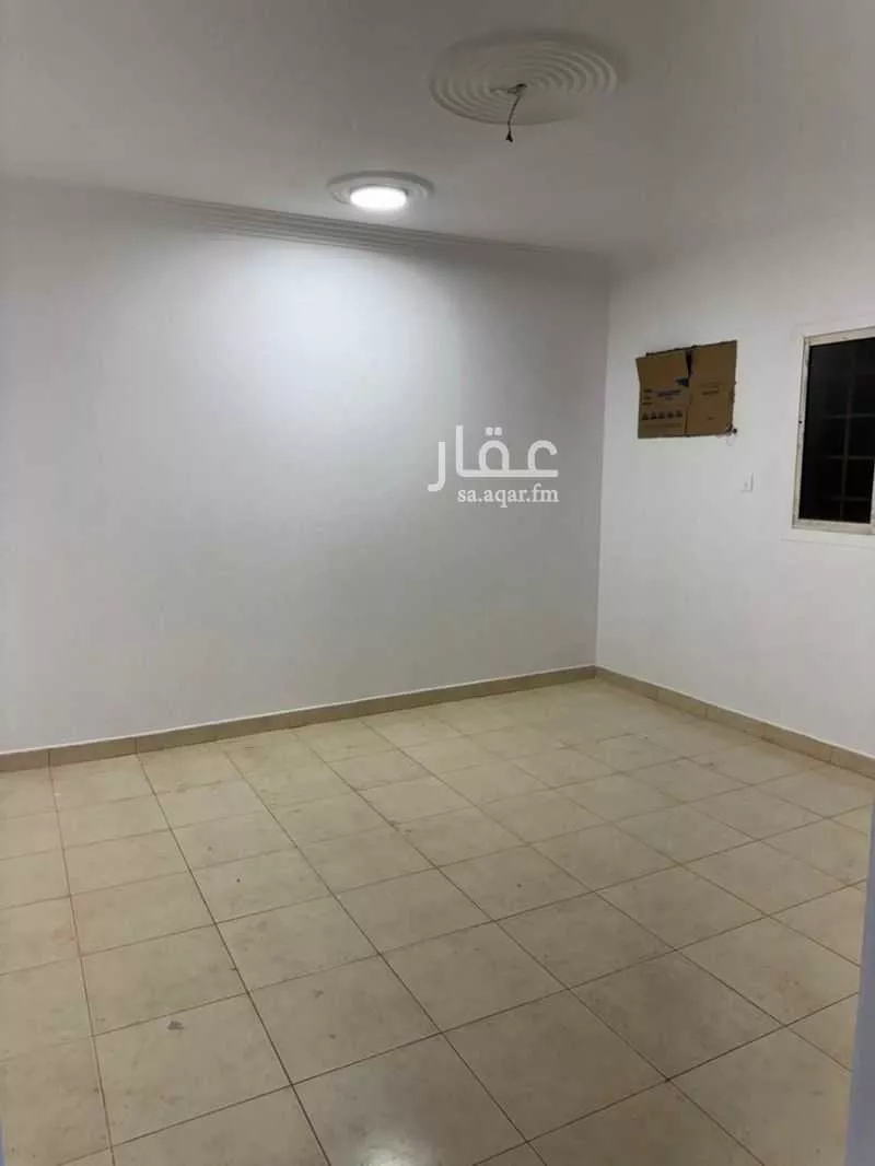 830 sqm building in Al Khaleej 7