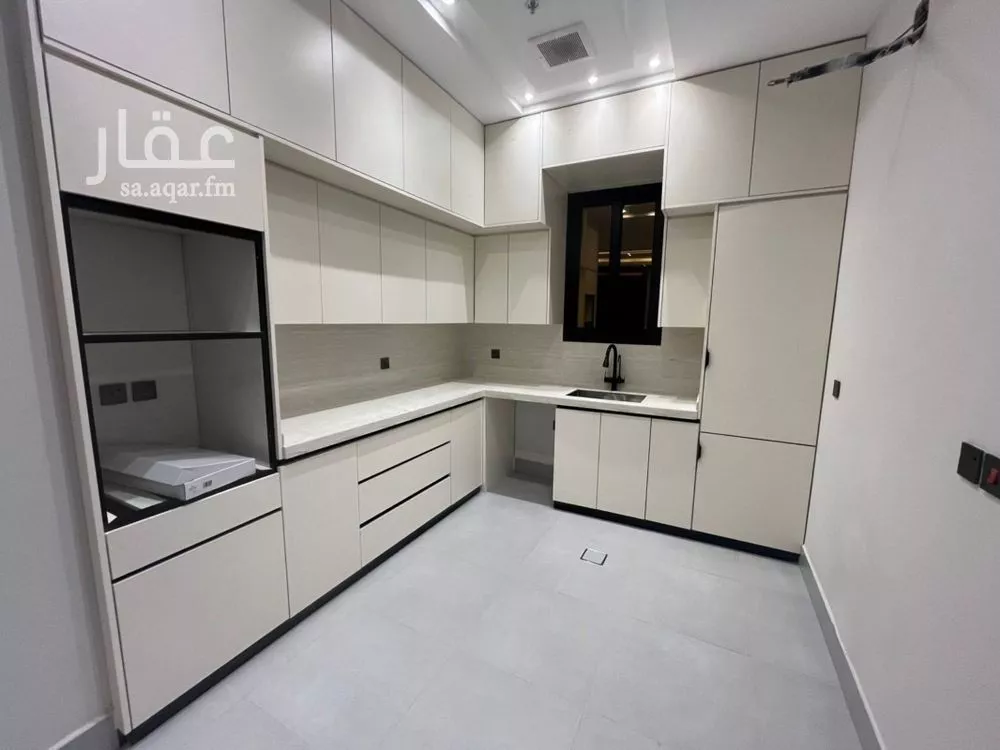 شقة 3 غرف في النرجس 13