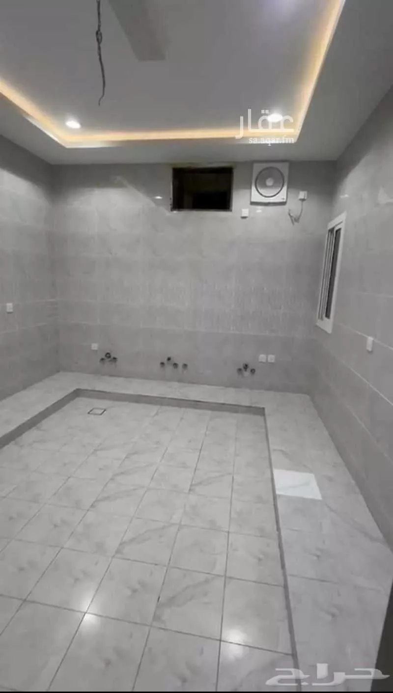 عمارة 600 م² في الملك فهد 4