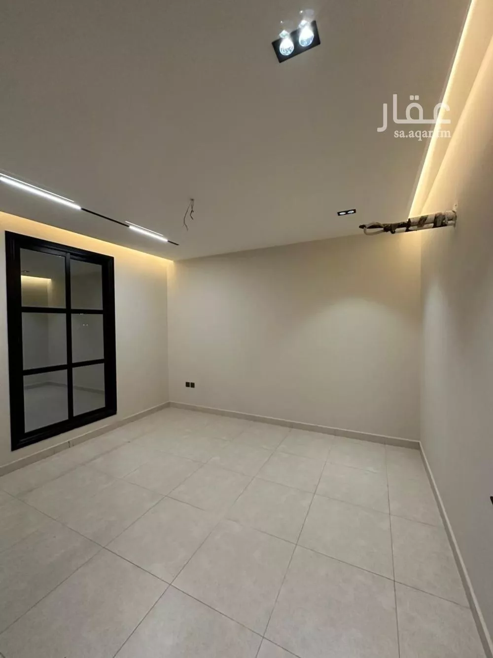 شقة 5 غرف في العزيزية 10