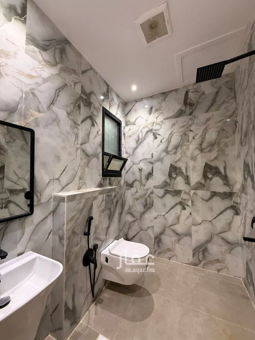 فيلا 6 غرف في المهدية 26