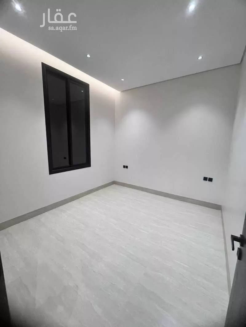 شقة 3 غرف في الرمال 4