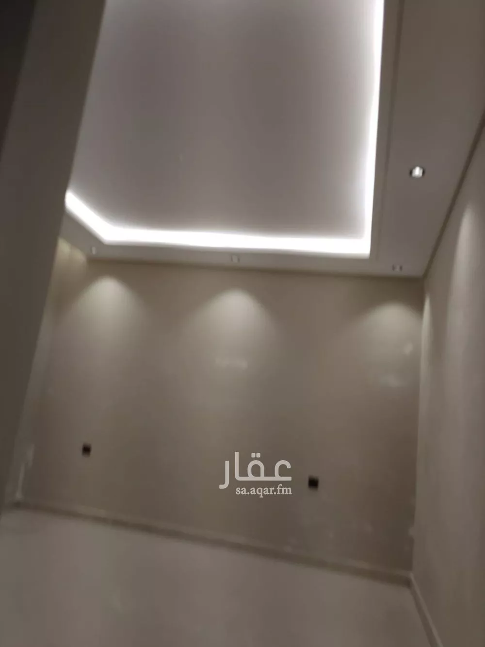 شقة 4 غرف في النزهة 3