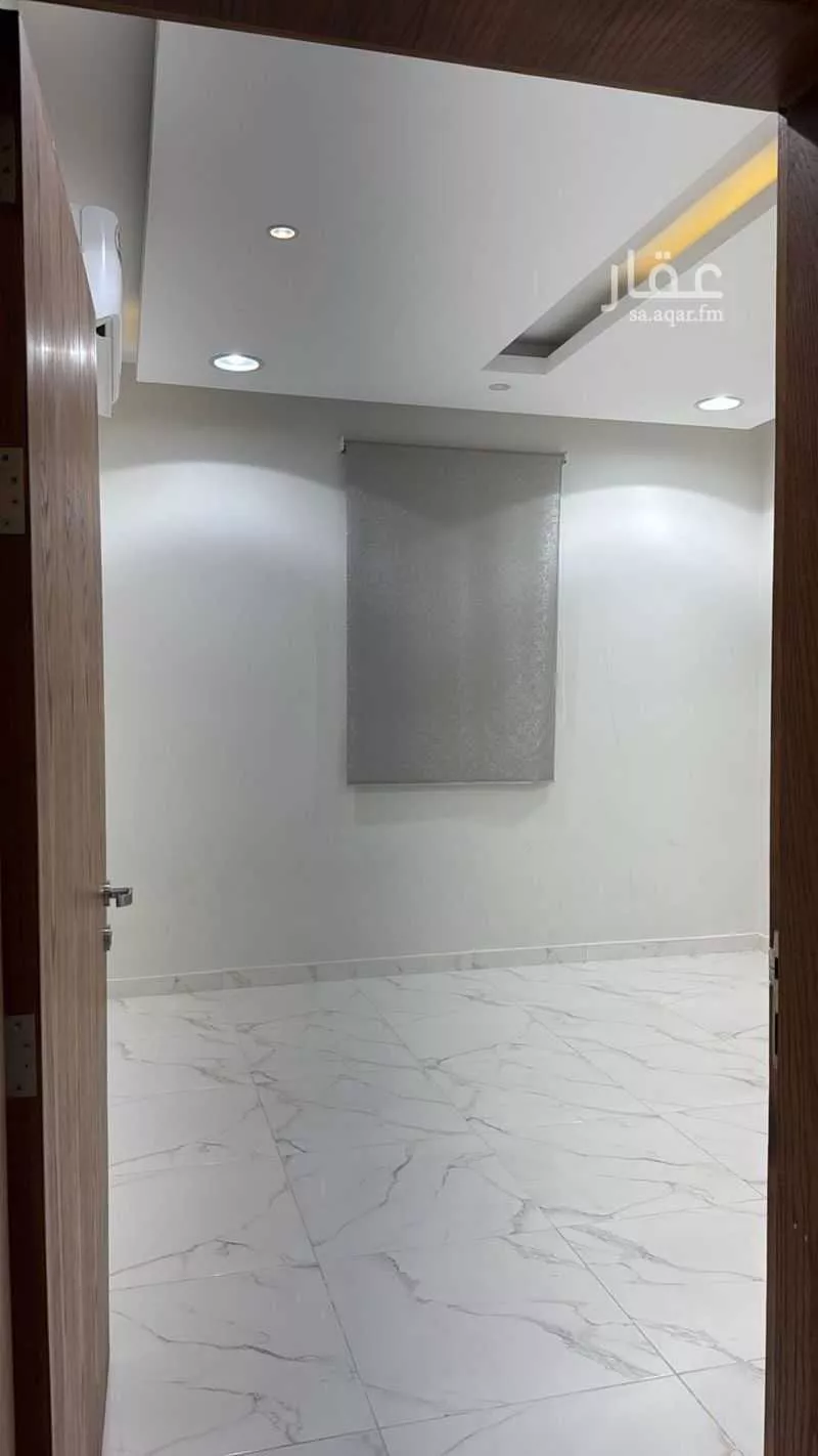 فيلا 8 غرف في الأمواج 5