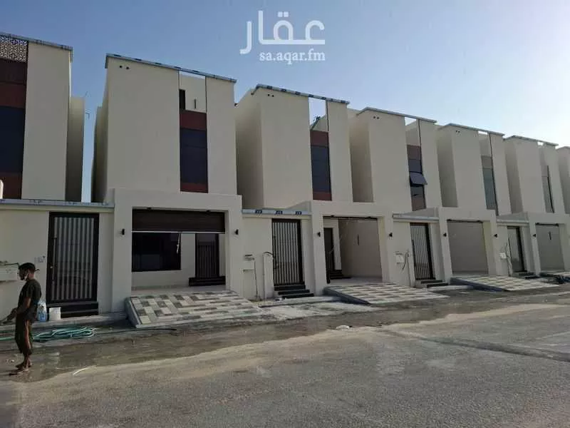 فيلا 5 غرف في البحيرة 2