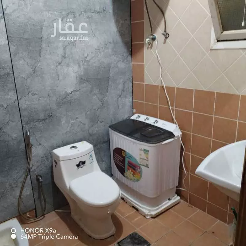 1 bedroom apartment in Dhahrat Laban 10