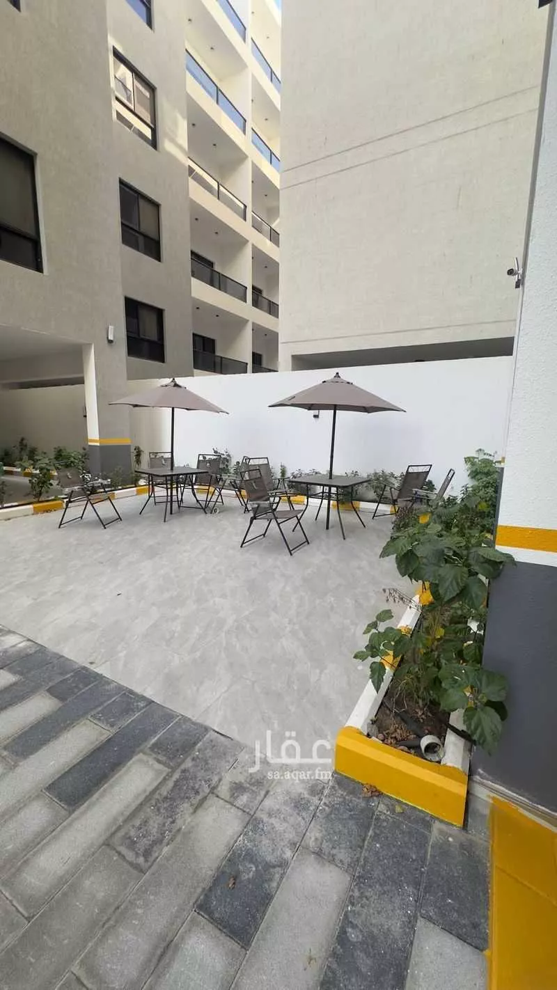 شقة 3 غرف في البحر 4