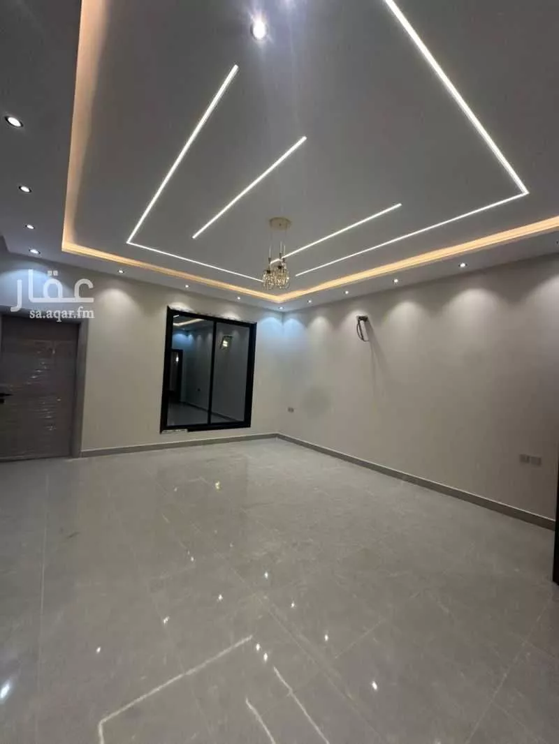 فيلا 7 غرف في نبلاء 8