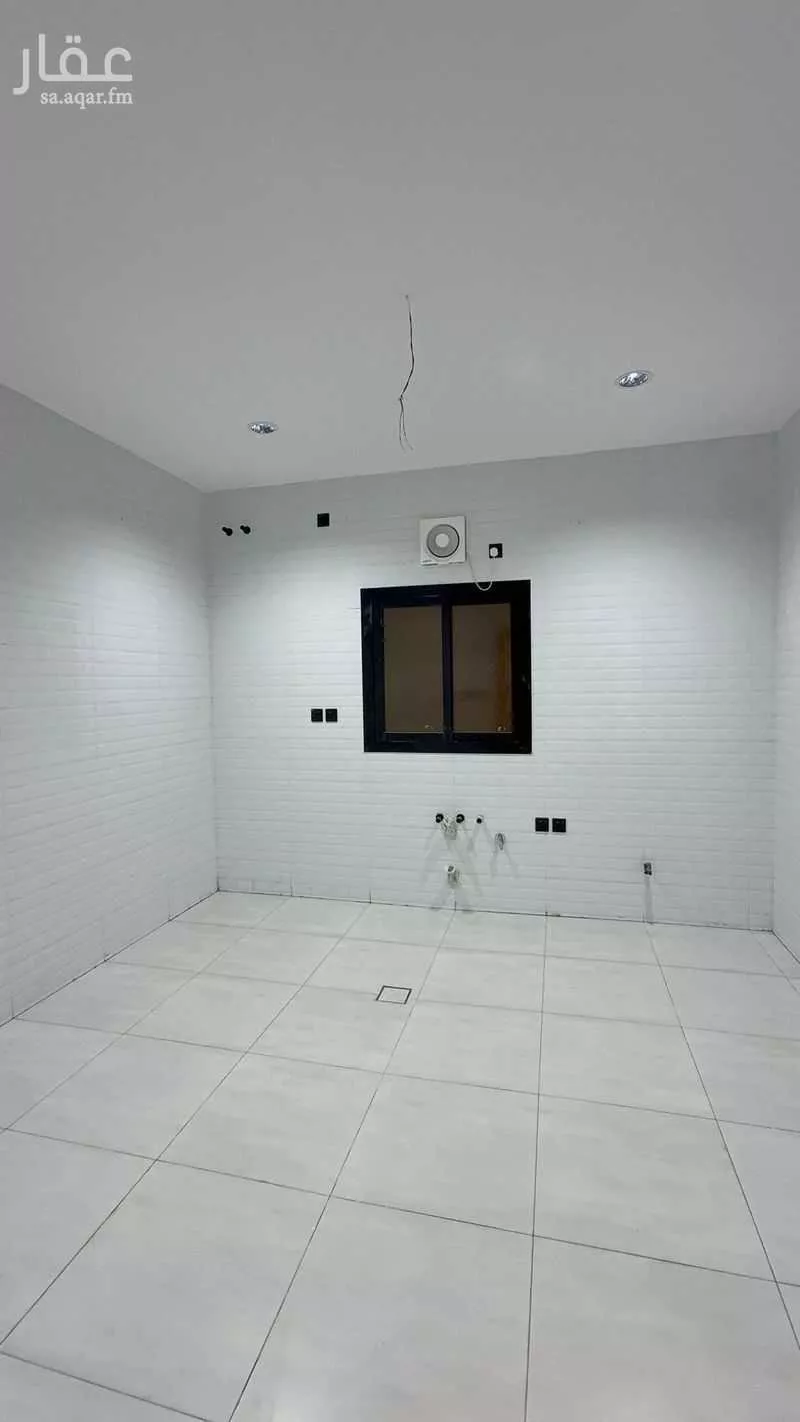 5 bedroom apartment in Al Samer 9