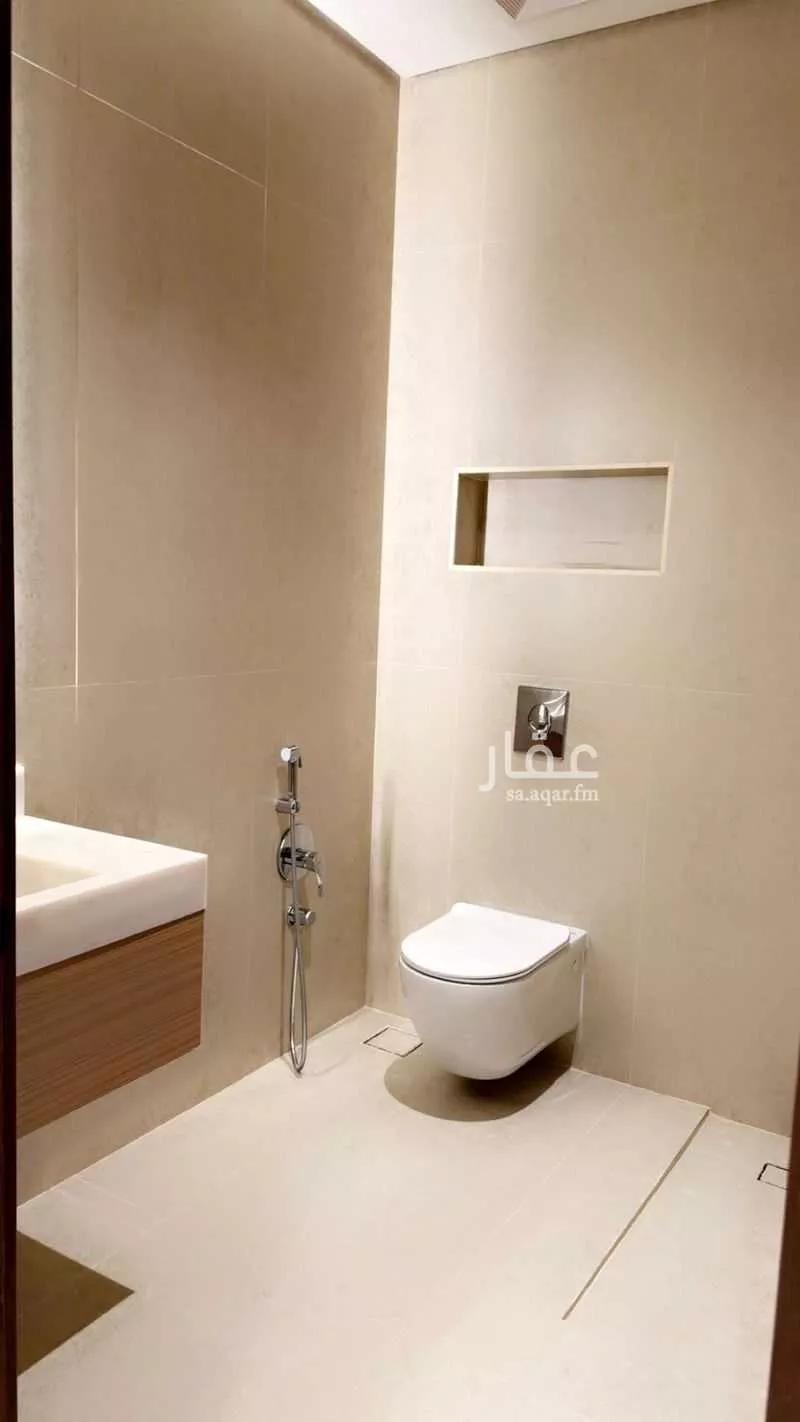 2 bedroom apartment in Al Bandariyah 2