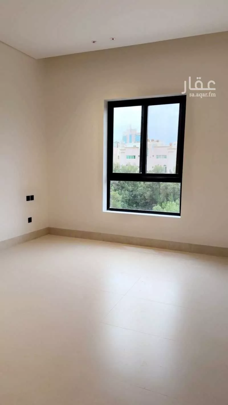 2 bedroom apartment in Al Bandariyah 6