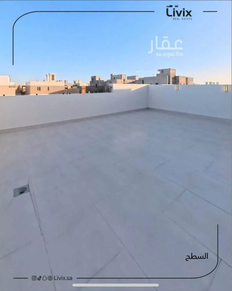5 bedroom villa in Al Yaqout 9