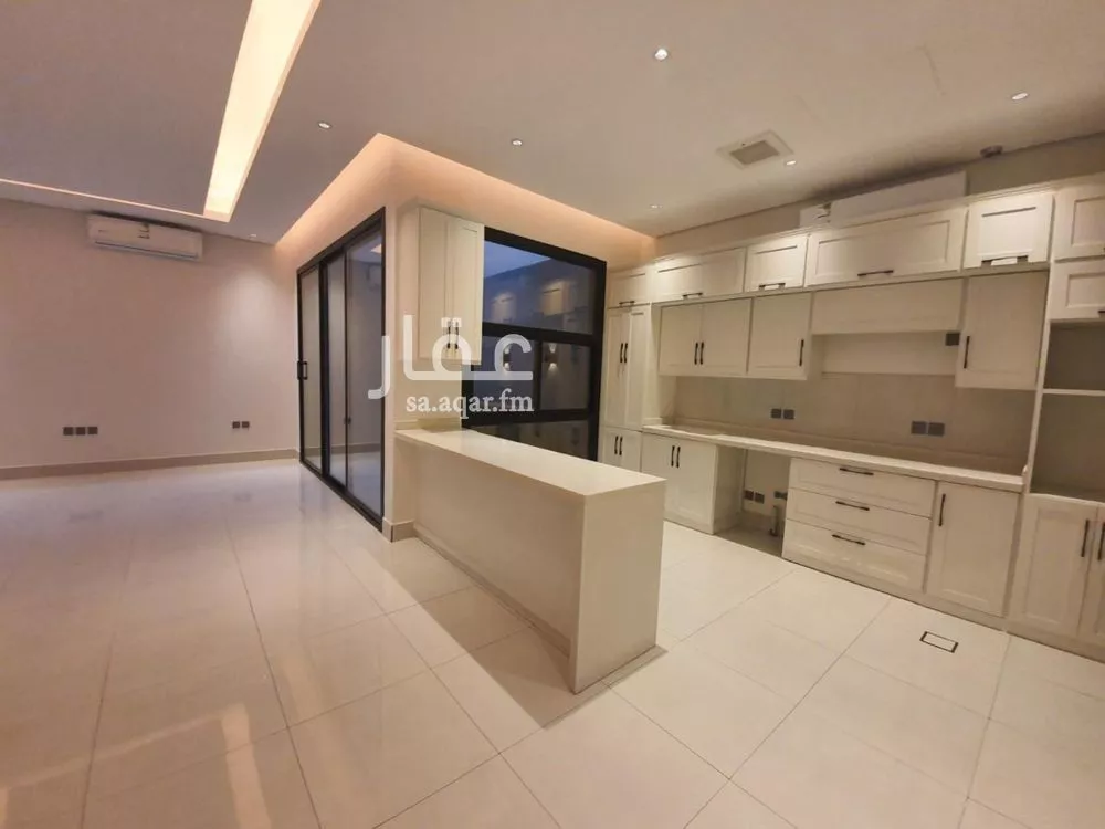 دور 3 غرف في العليا 8