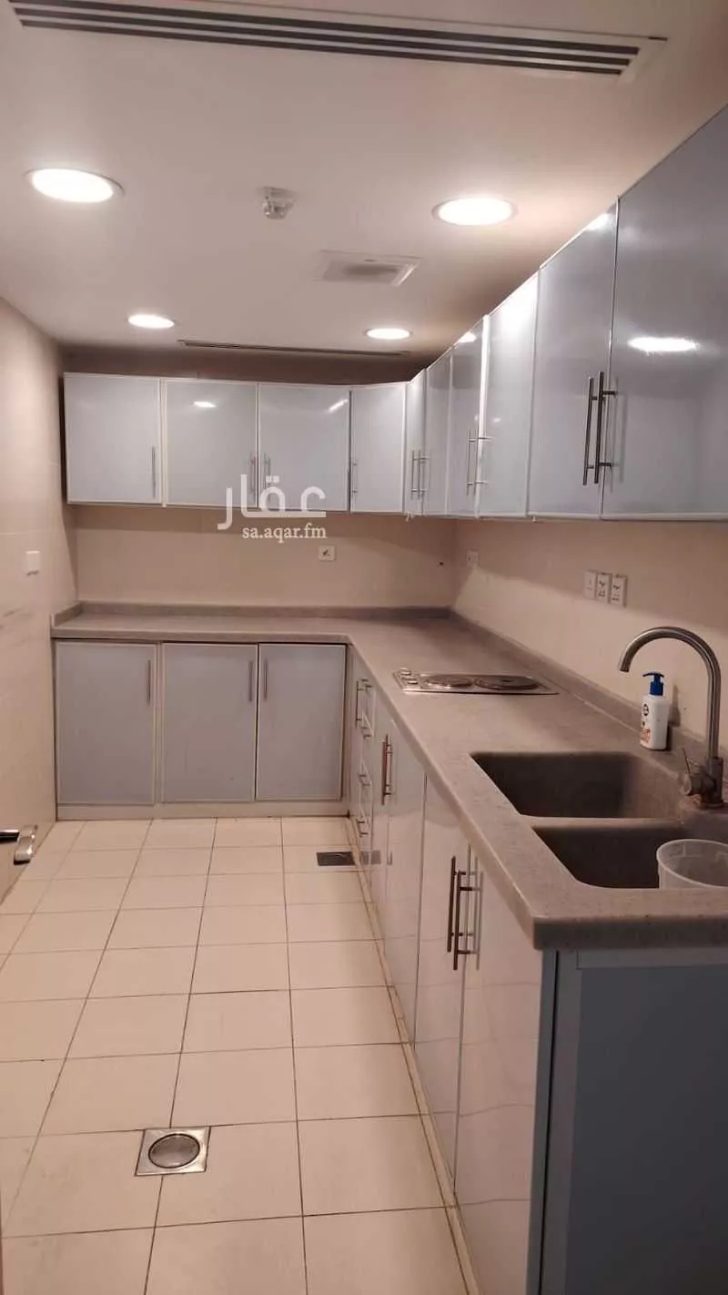 928 sqm shop in Al Yarmouk 9