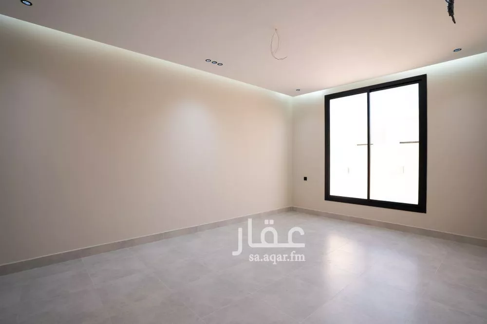 شقة 5 غرف في السلامة 8