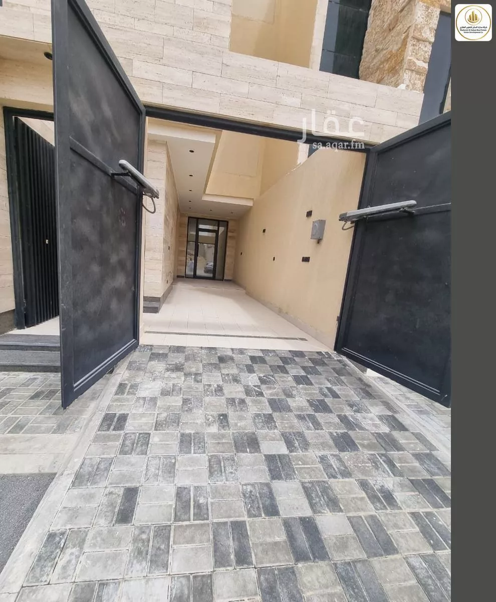 9 bedroom floor in Al Narjis 4