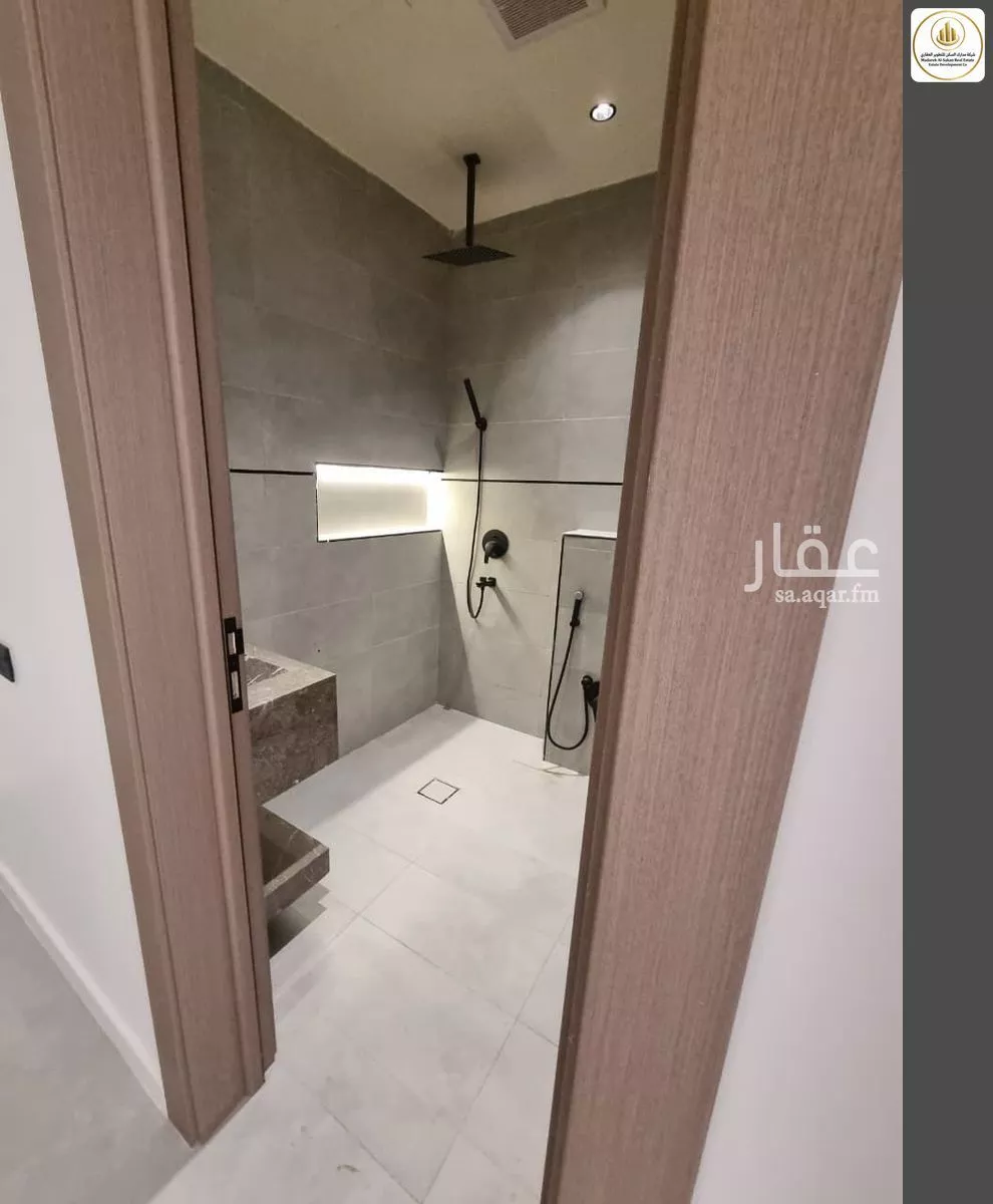 9 bedroom floor in Al Narjis 6