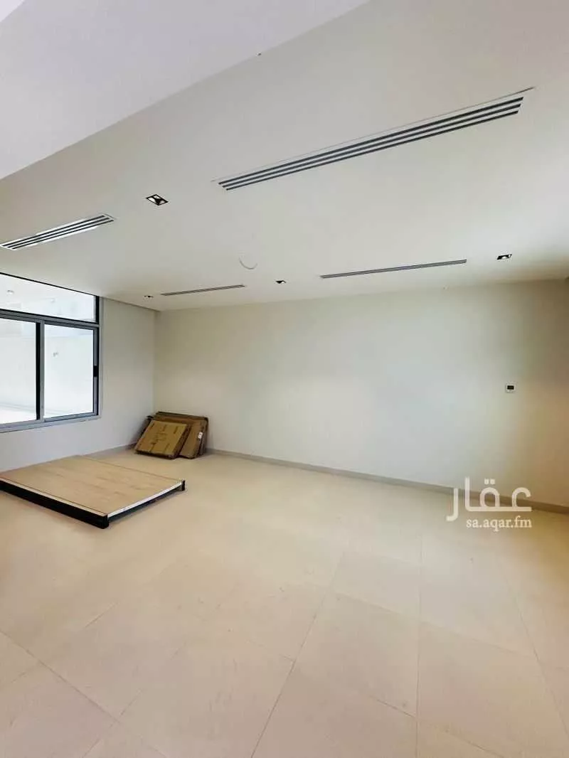 فيلا 5 غرف في المنتزة 2