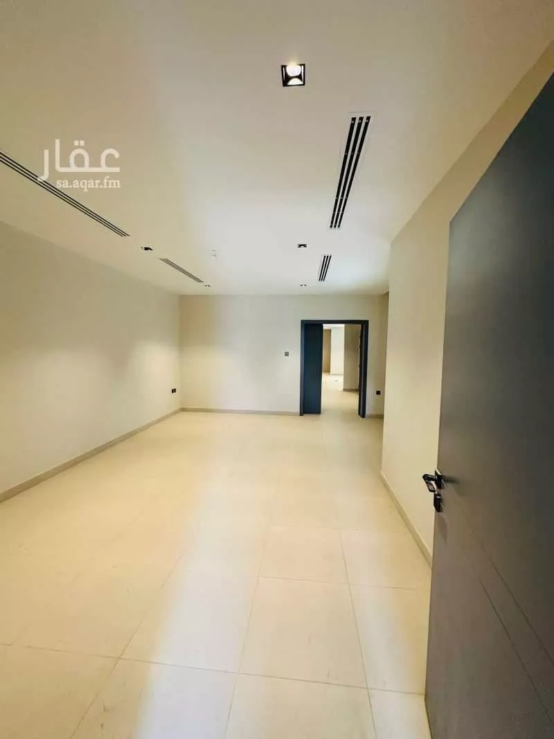 فيلا 5 غرف في المنتزة 3