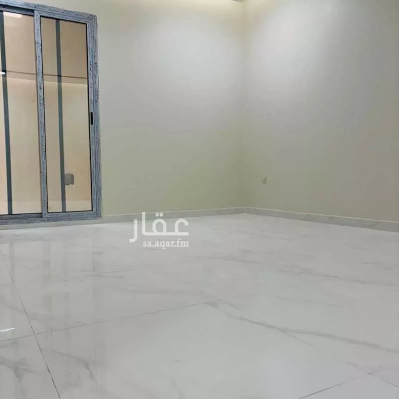 5 bedroom apartment in Al Buhairah 2