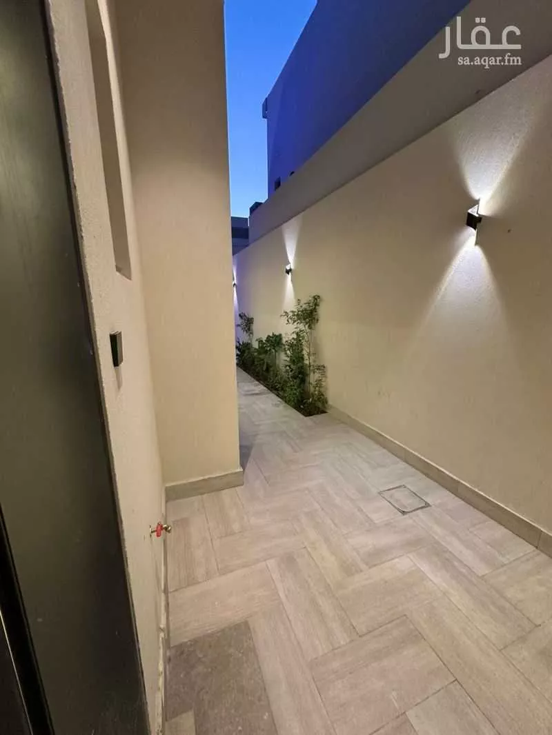 5 bedroom floor in Al Aridh 4