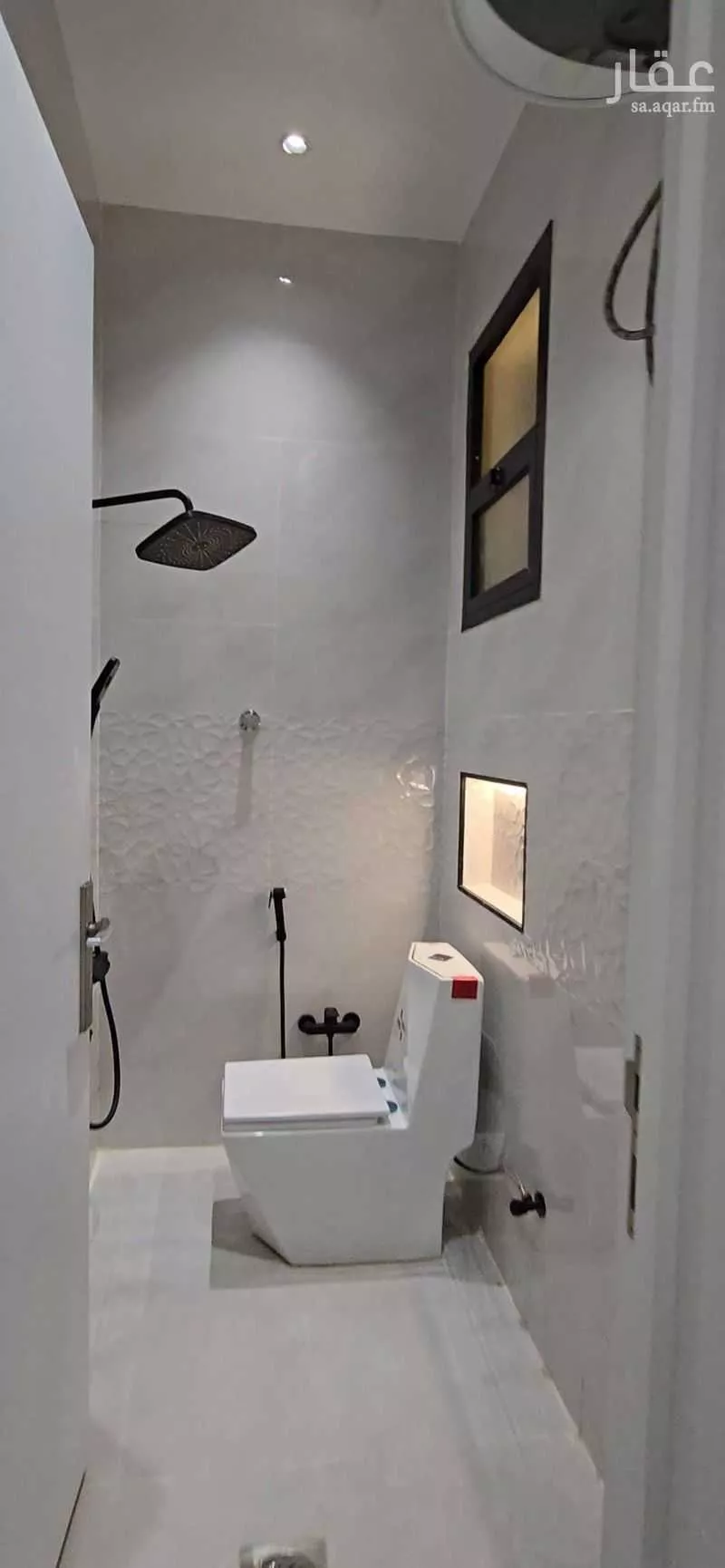 6 bedroom floor in Al Shifa 4