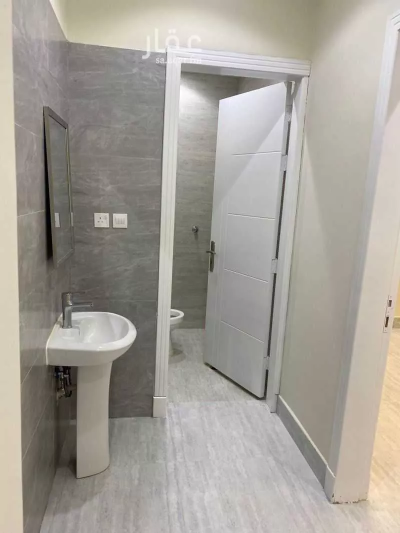 دور 11 غرف في عكاظ 4