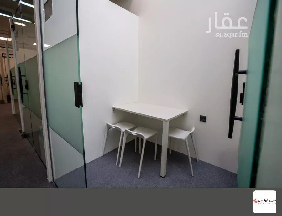 مكتب 10829 م² في الروضة 2