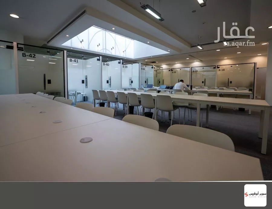 مكتب 10829 م² في الروضة 11