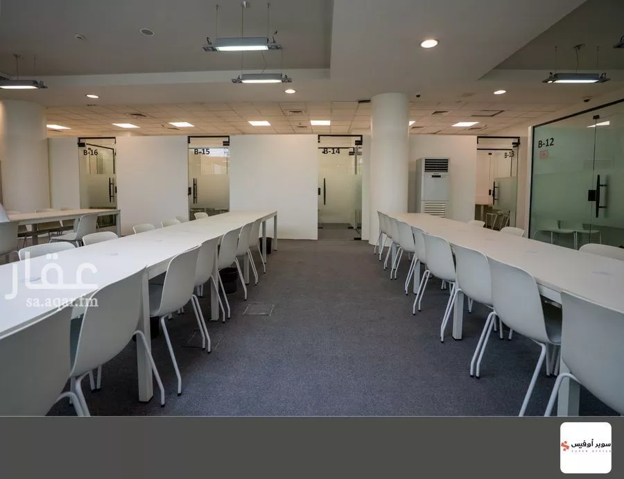 مكتب 10829 م² في الروضة 12