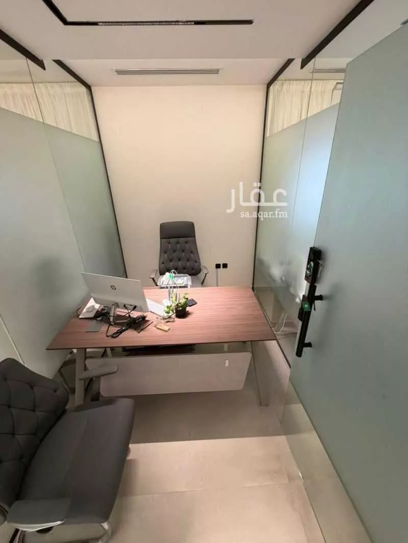 مكتب 791 م² في التعاون 4