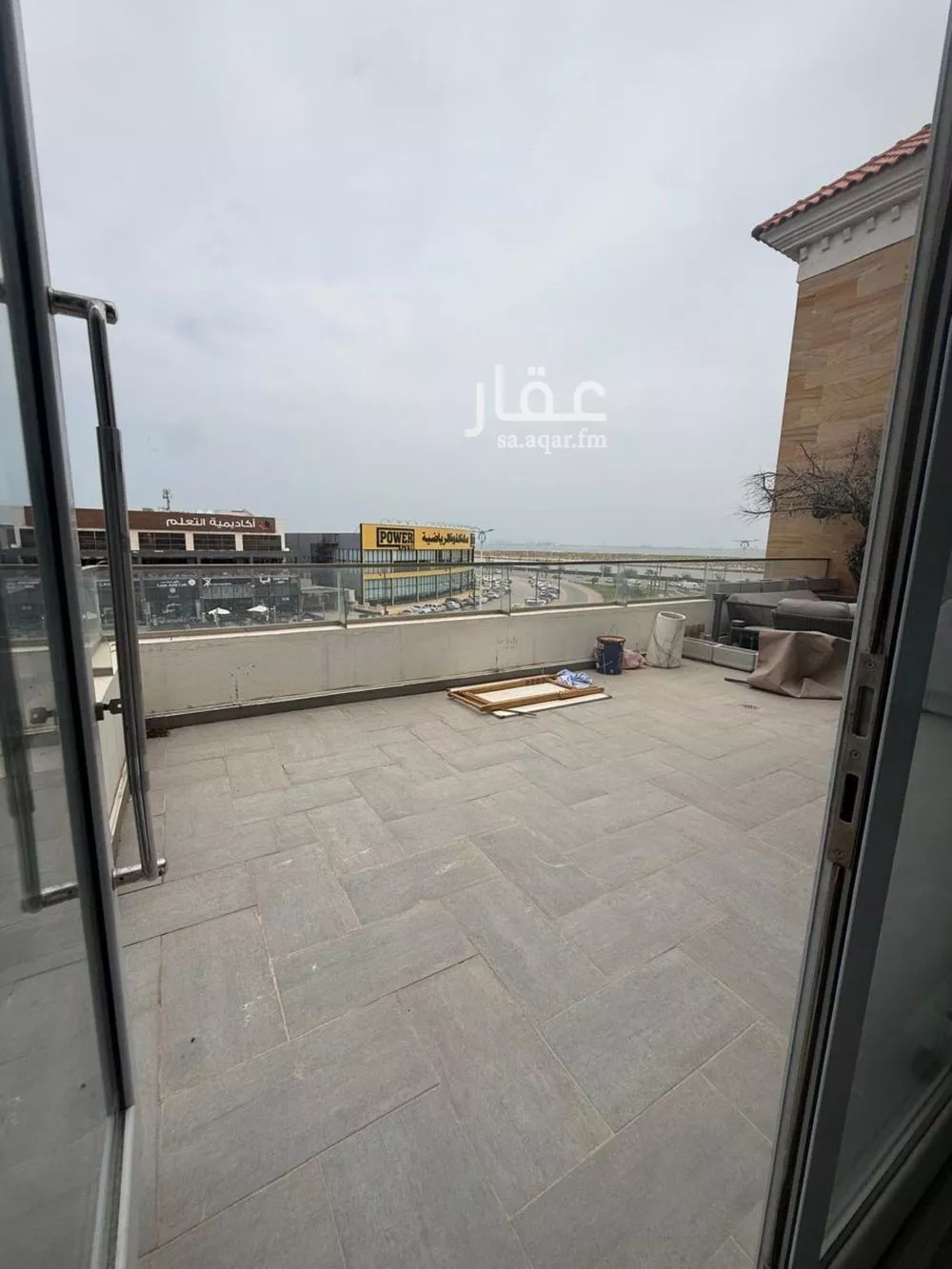84 sqm office in Al Mazrouiyah 7