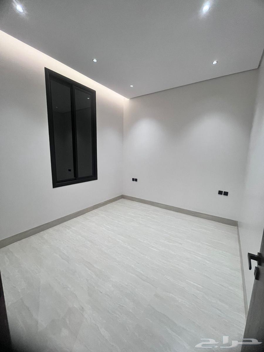 شقة 3 غرف في الرمال 3