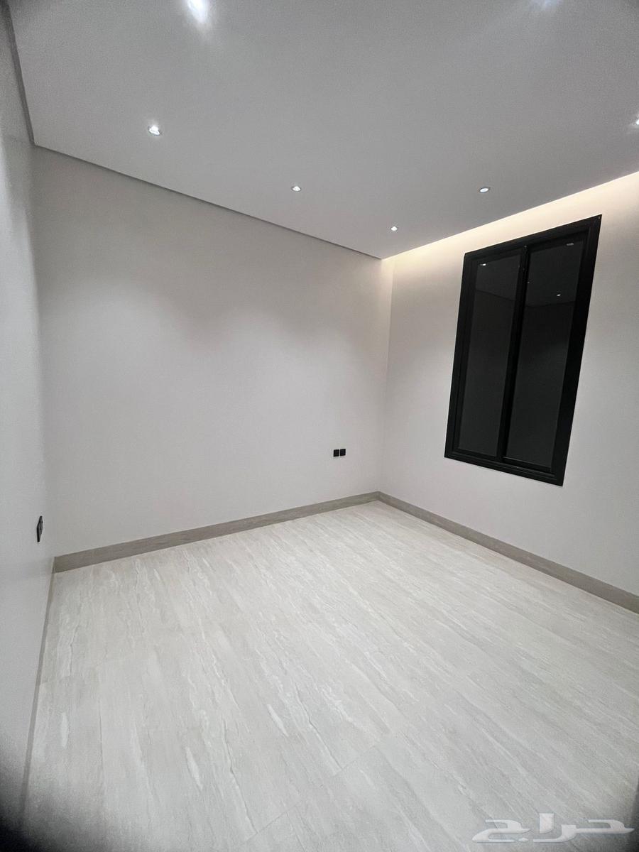 شقة 3 غرف في الرمال 5