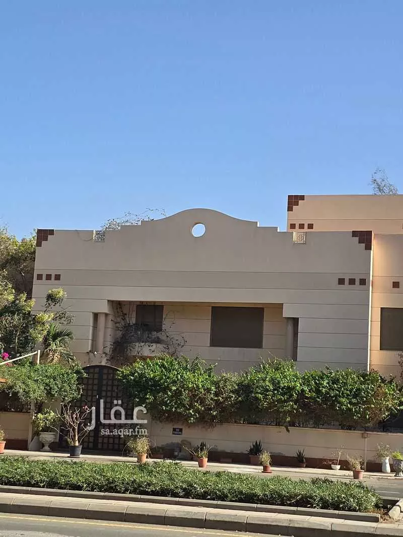 5 bedroom villa in Al Muhammadiyah 6