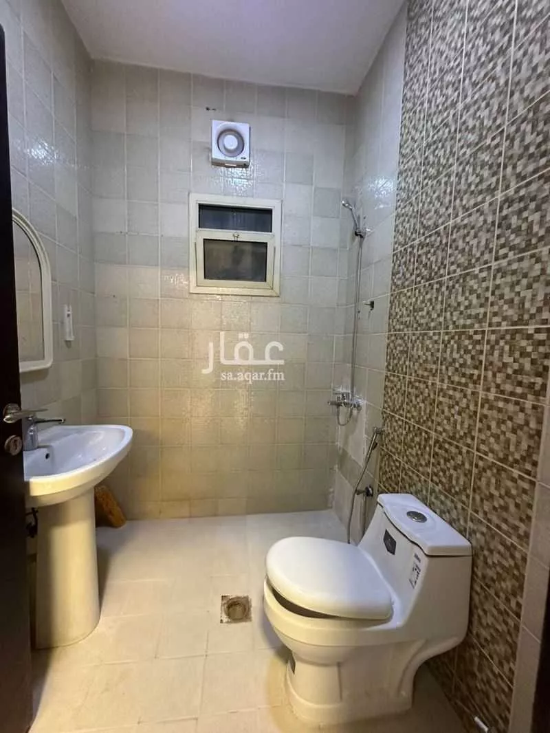 2 bedroom apartment in Dhahrat Laban 9
