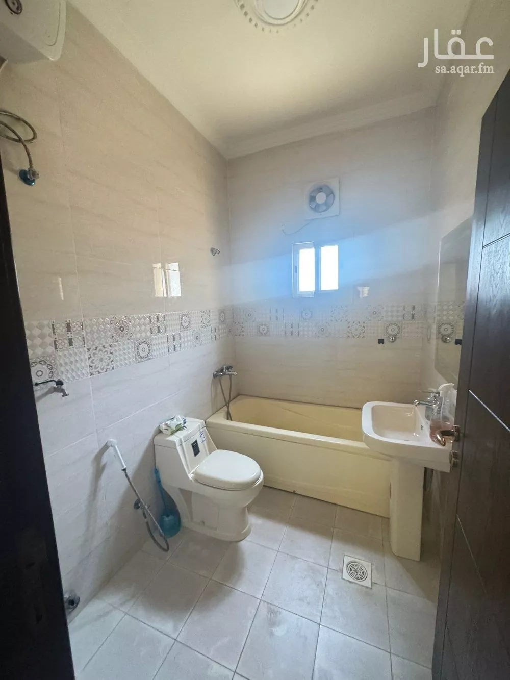 شقة 4 غرف في أبحر الجنوبية 2