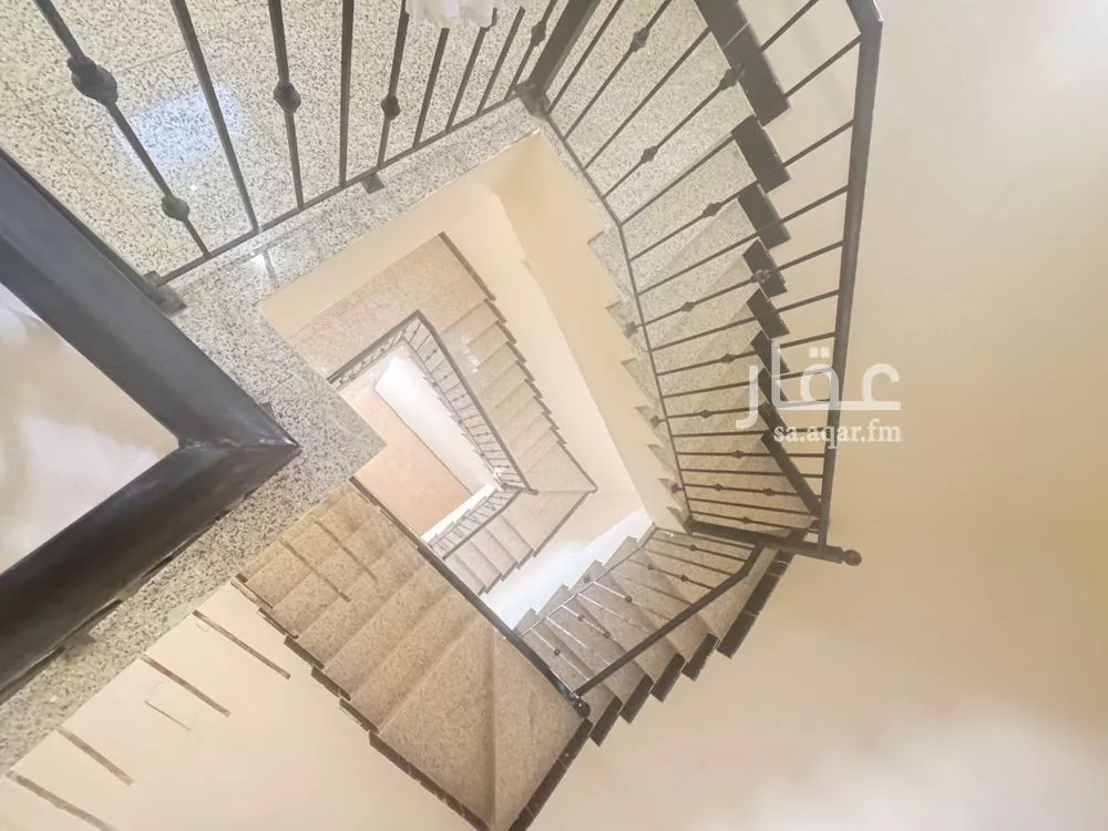 شقة 4 غرف في أبحر الجنوبية 8