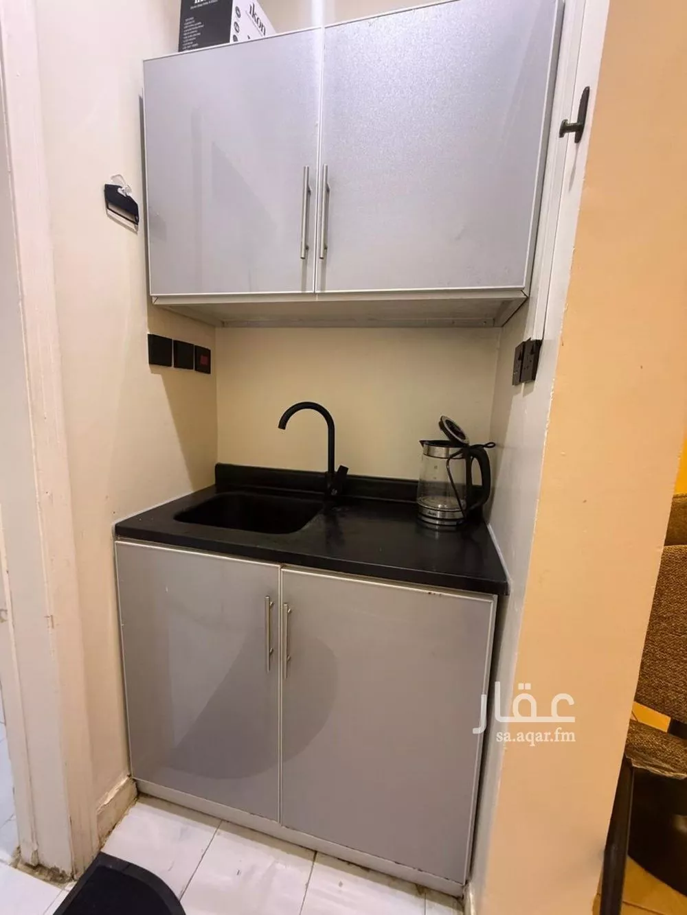 شقة 1 غرف في الحمراء 8