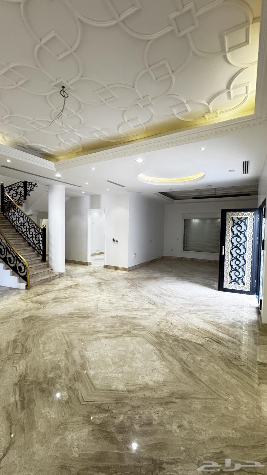 فيلا 7 غرف في الخزامى 4