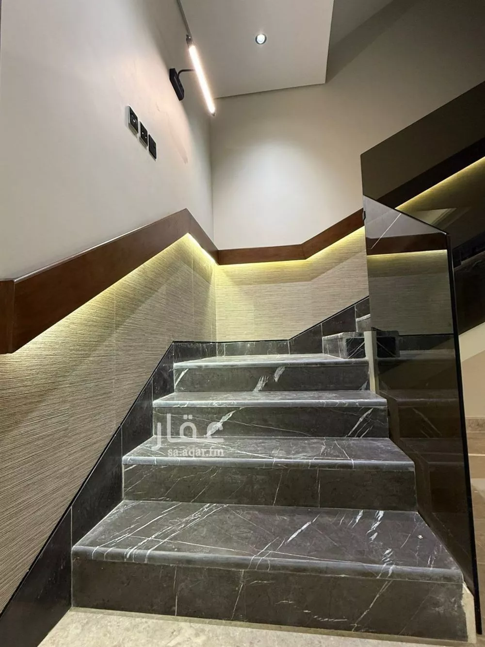 فيلا 7 غرف في المهدية 27