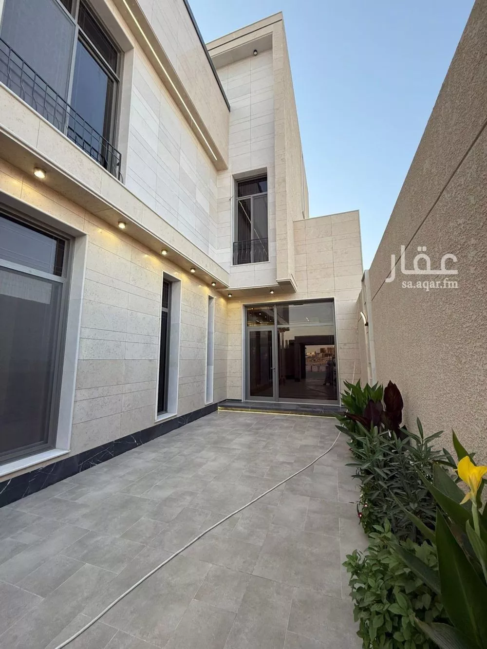 فيلا 7 غرف في المهدية 9