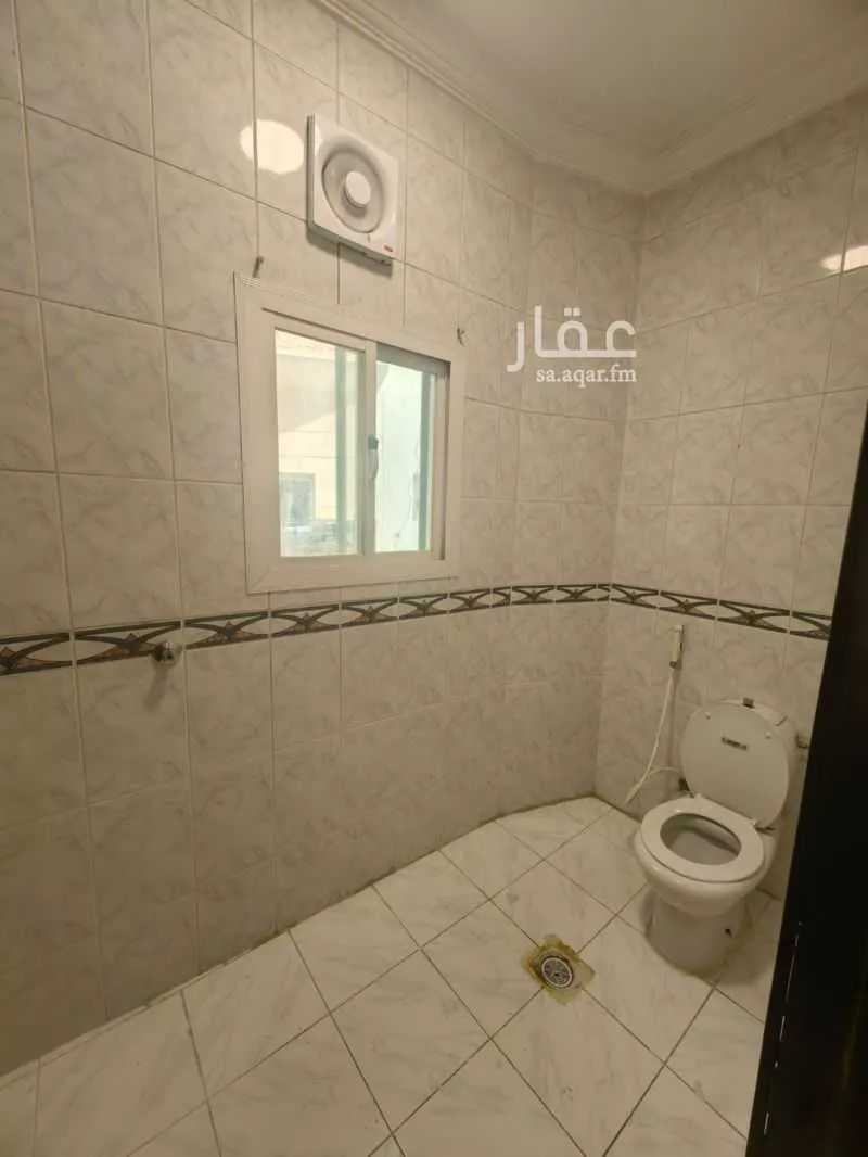 شقة 4 غرف في الواحة 10