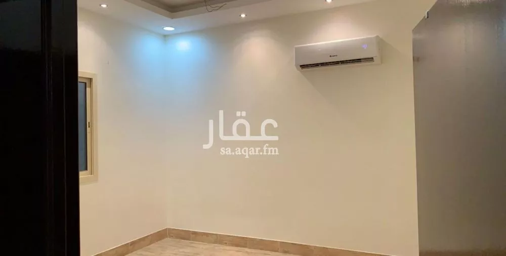 فيلا 7 غرف في الياسمين 9