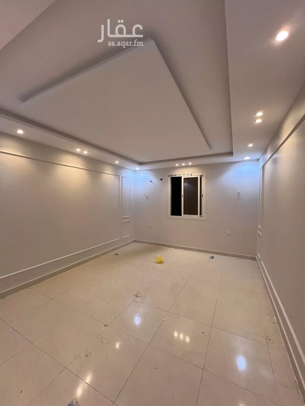 شقة 4 غرف في الواحة 8