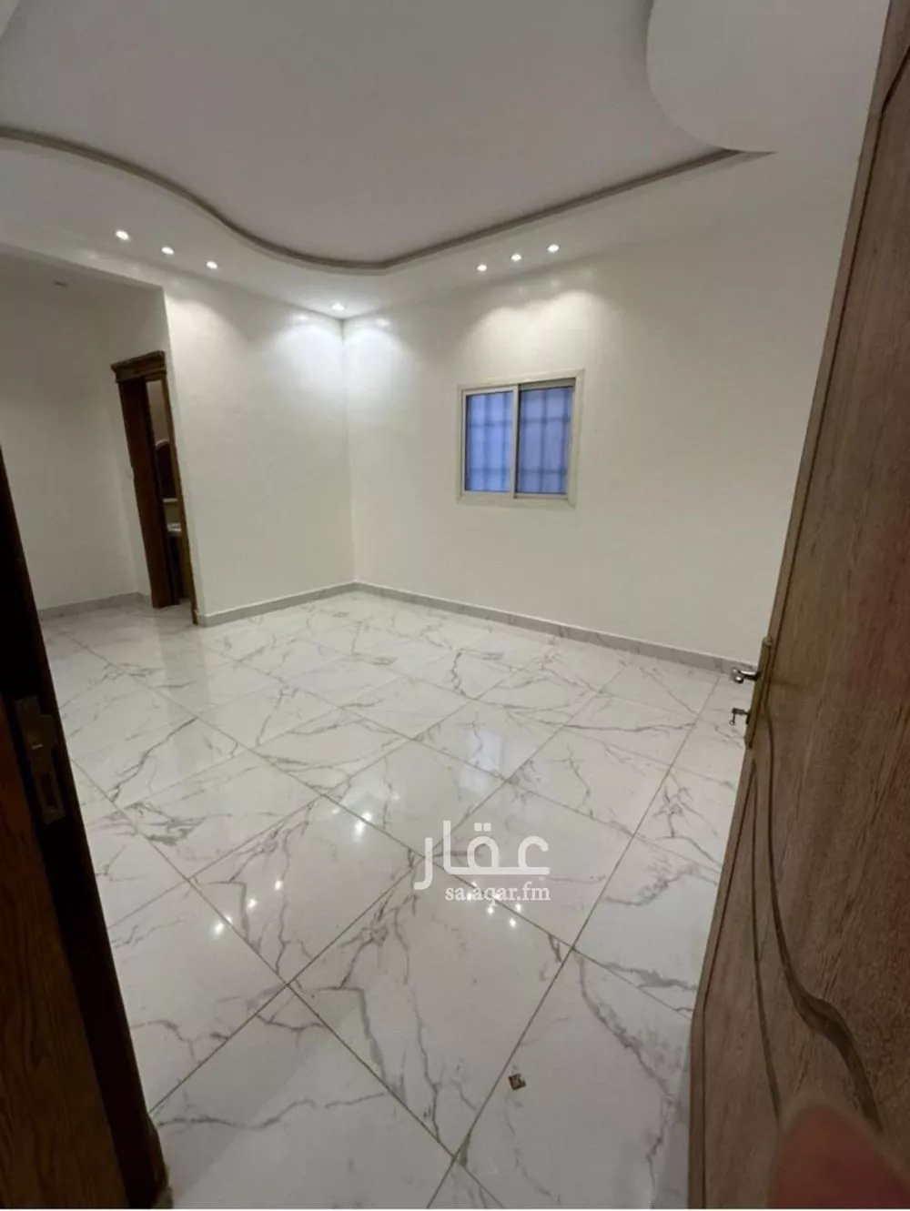 فيلا 4 غرف في عكاظ 2