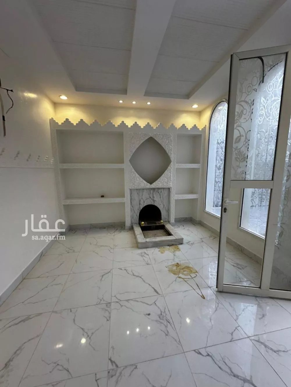 فيلا 4 غرف في عكاظ 20